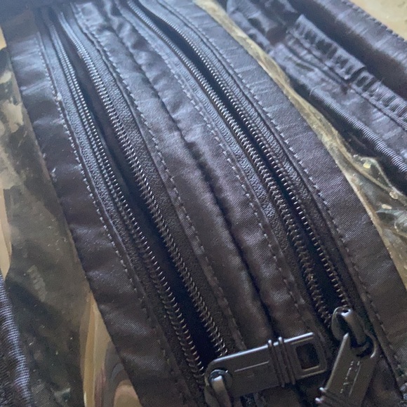 Tumi Toliery Case - Picture 4 of 12